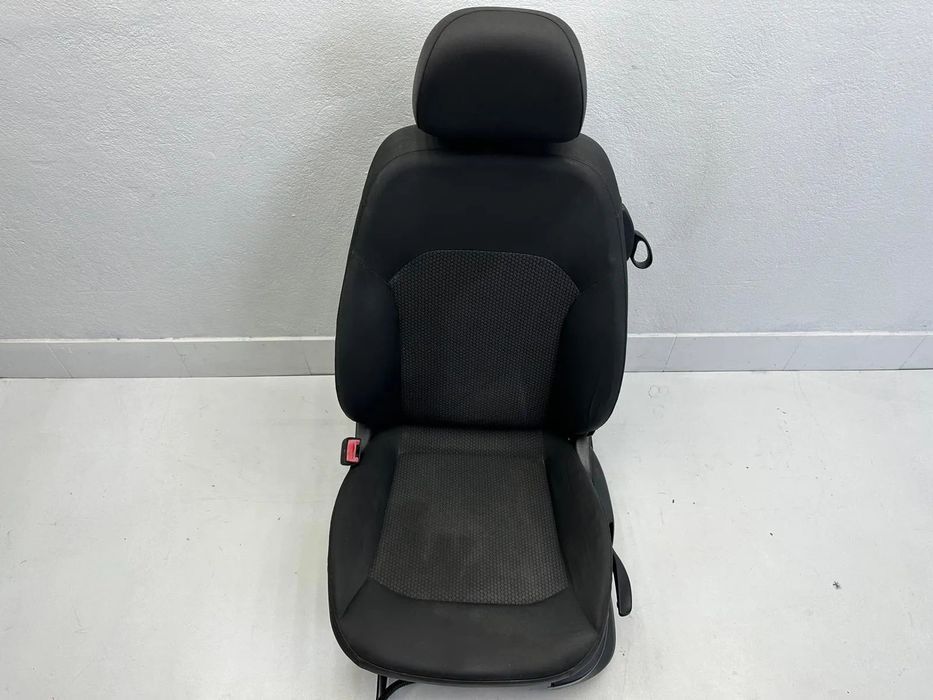 Conjunto Bancos - Audi A1 8X (2012)