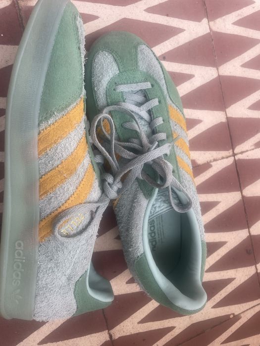 Tenis GAZELLE adidas tamnho 30 semi novos pouco uso