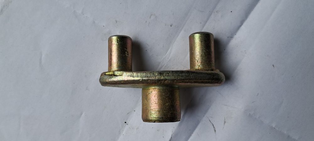 Вилка кардана мт днепр нова