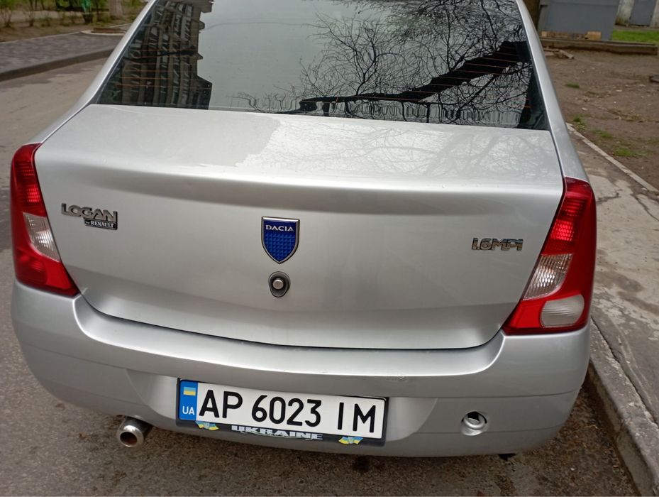 Продам Dacia Logan 1.6