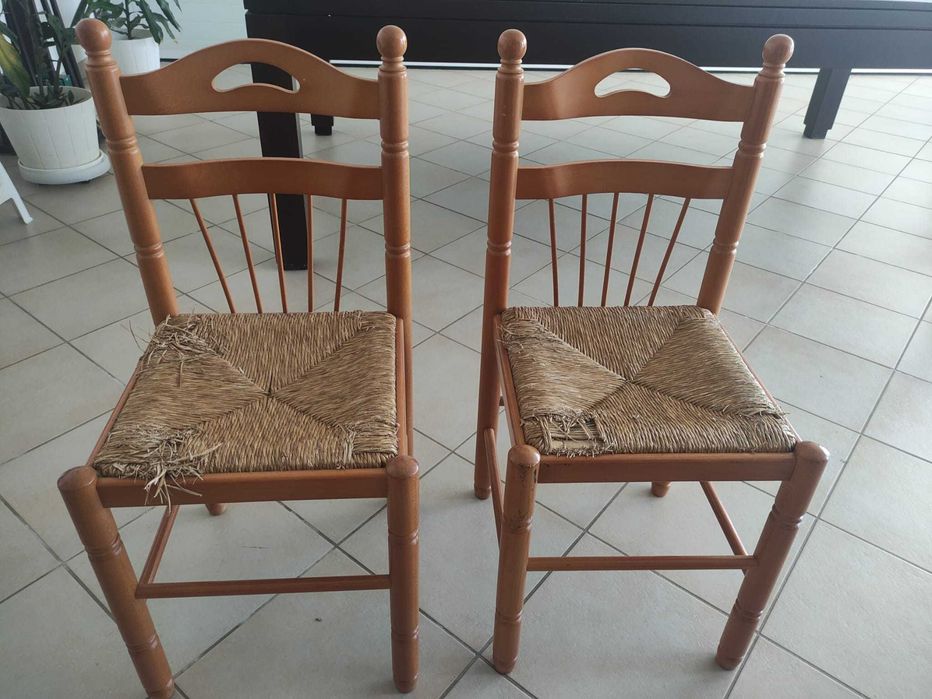 Conjunto de duas cadeiras