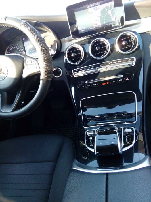 Mercedes C200d Avantgarde auto 2017 nacional revisões na marca