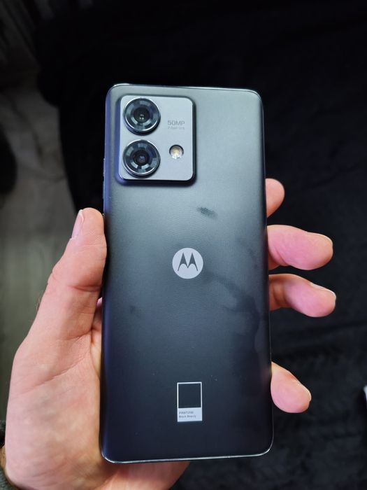 Sprzedam Motorolę Edge 40 neo