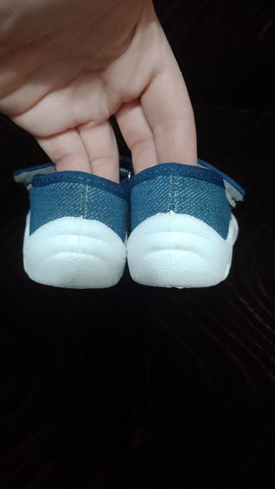 Тапочки в садочок на липучках