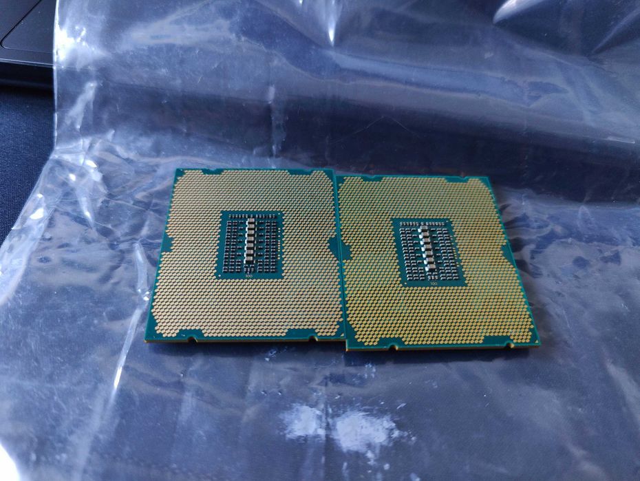 Xeon E5-2670 v2 - 10 ядер 20 потоков LGA 2011