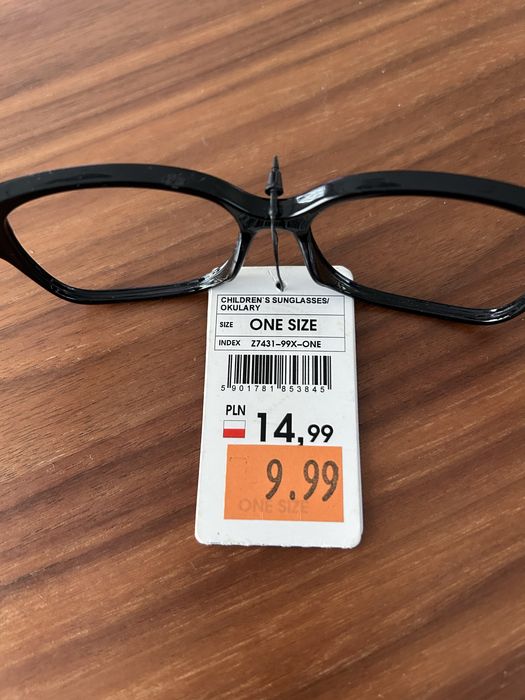 Nowe oprawki dziecięce Reserved