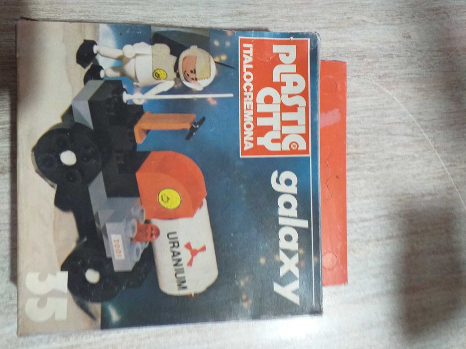 ( lego) espaço, Peças pequenas