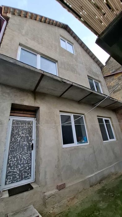 Продаются два дома на Слободке по цене одного
