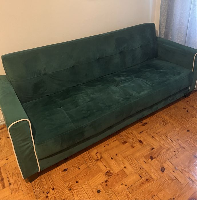 Sofá verde-esmeralda