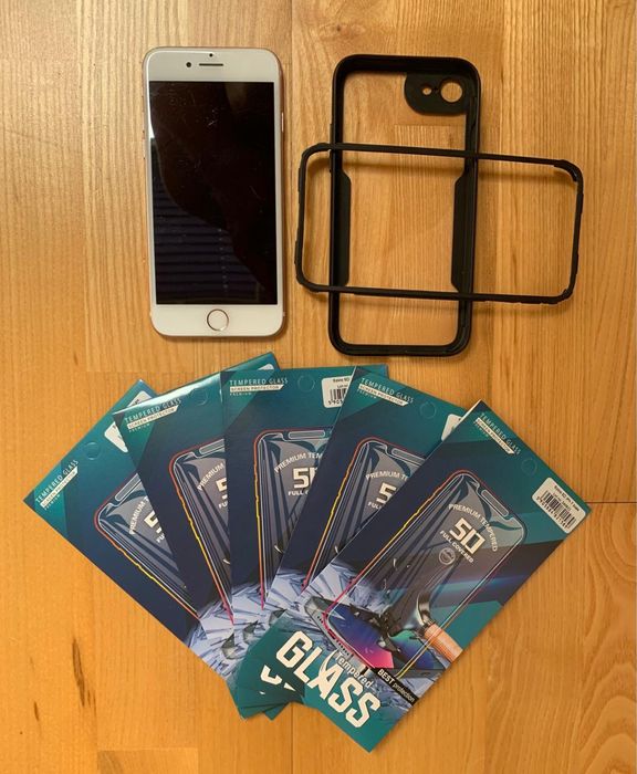 iPhone 7 RÓŻOWY  32 GB plus etui plus ładowarka plus 5x szkło , ładowarka stan super!