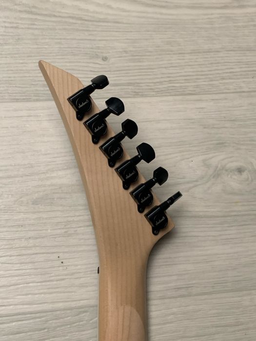 Електро гітара jakson js22