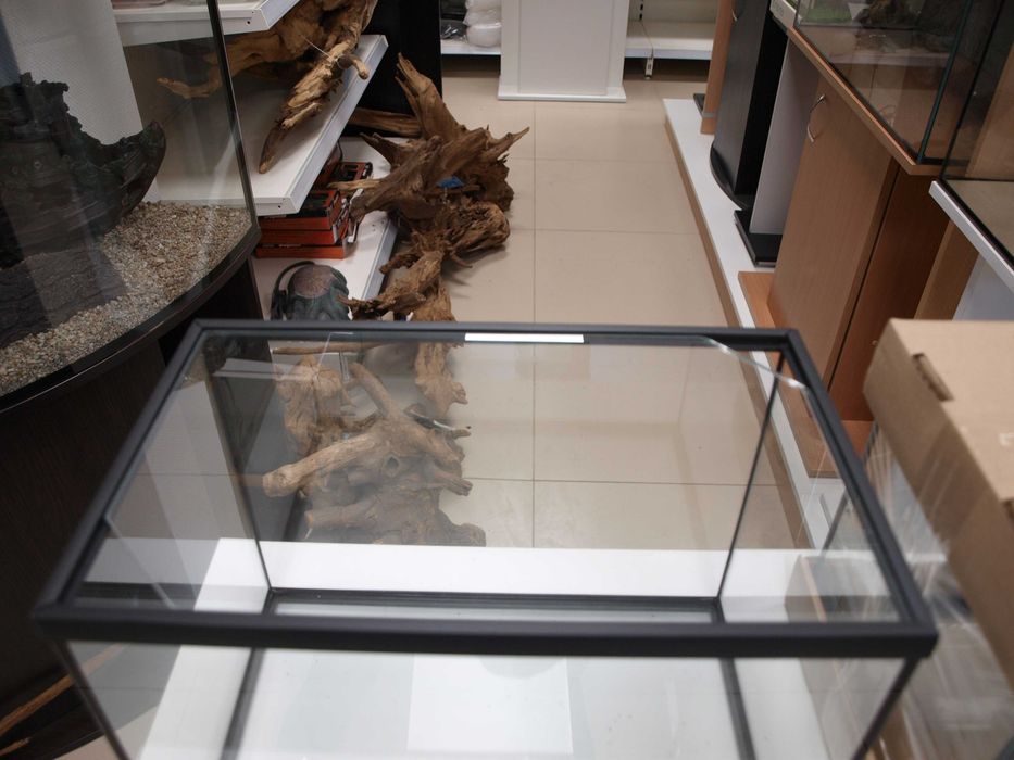 Akwarium prostokąt 35x21x26 + pokrywa szklana