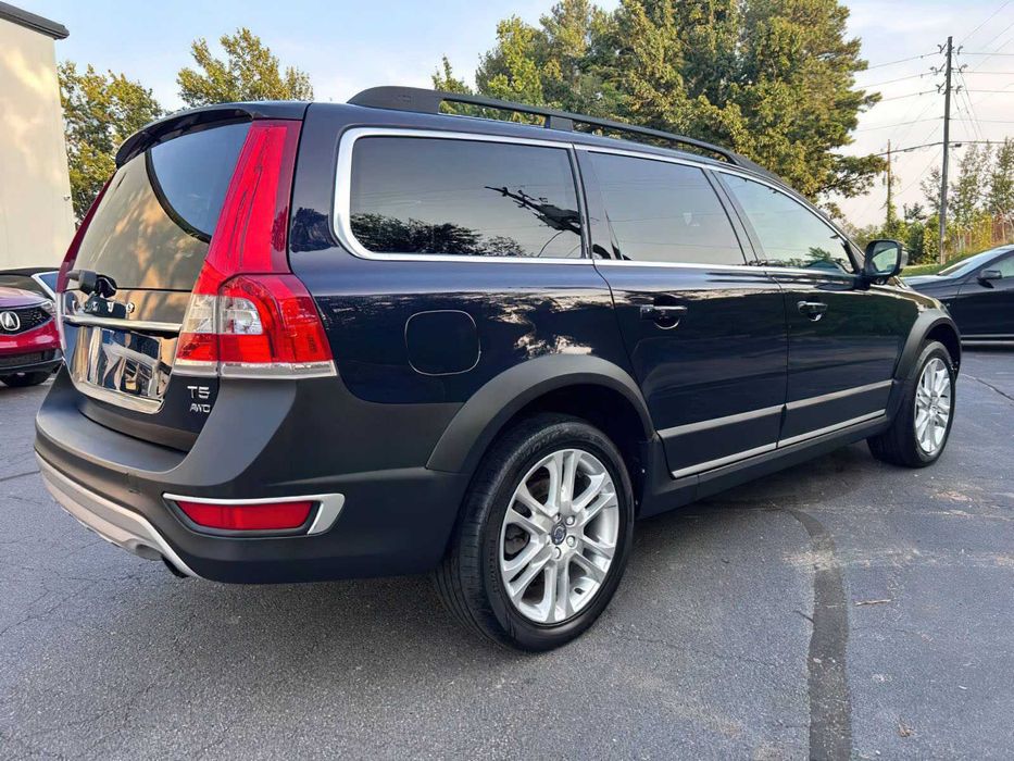 Volvo XC70 T5 Premier      2016