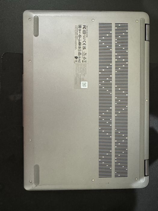 Lenovo IdeaPad Flex 5 14" (Convertível 2-em-1) - AMD Ryzen 7 / 16GB / 1TB SSD