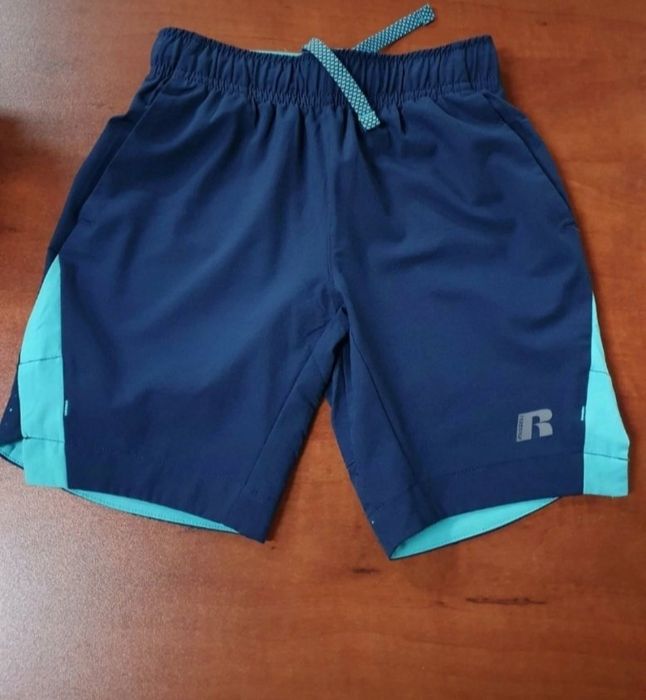 Russell krótkie spodenki szorty sportowe 4/5lat