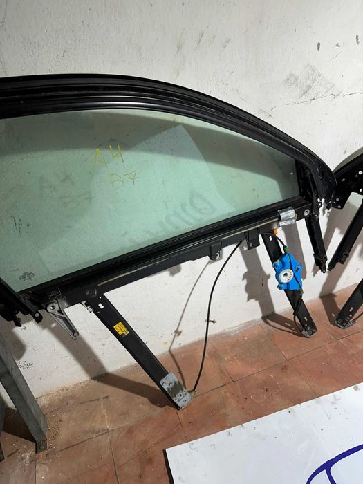 Elevador frente Esq e drt Audi A4 B6 e B7