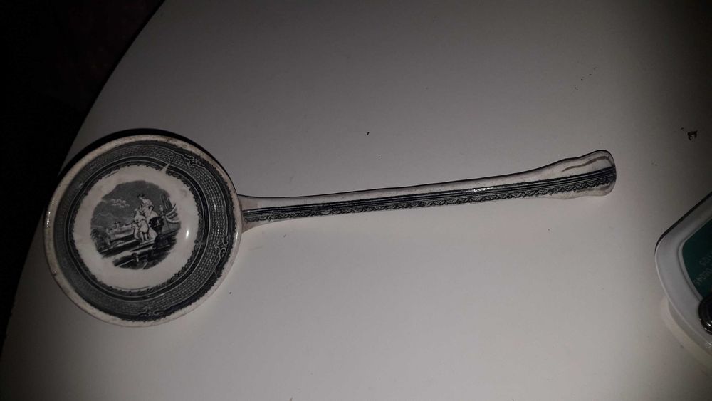 Jarro porcelana antigo 20cm