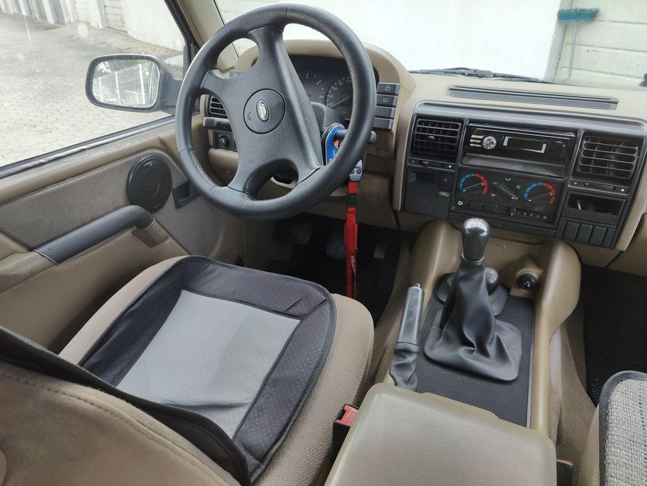 Land Rover discovery 300