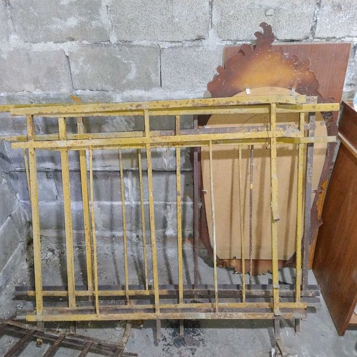 Решетки металлические на окна, балконы, заборы б/у