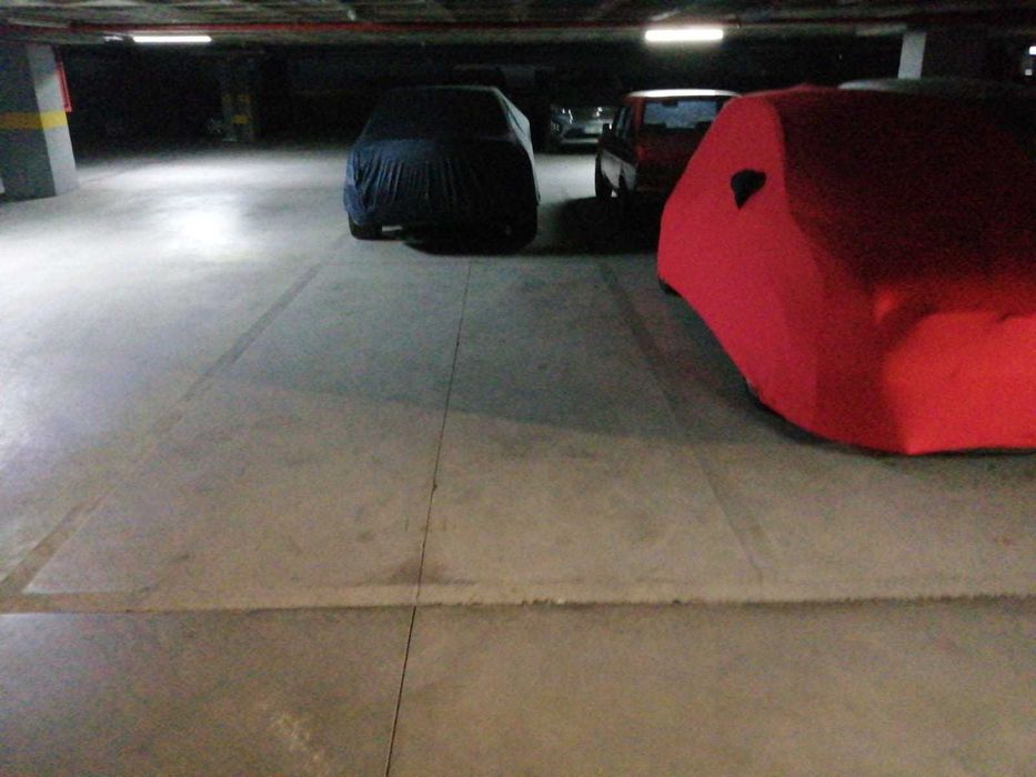 Estacionamento Estação Monte Abrão