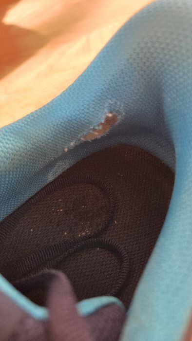 Mizuno Wawe Ultima 16 roz. 42