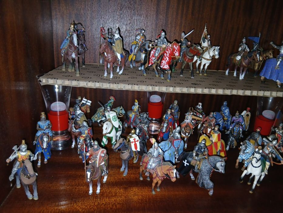 Colecao 40 cavalero idade media de chumbo