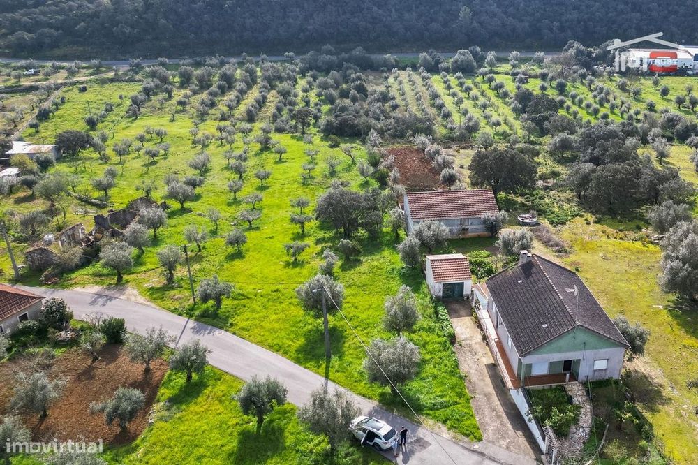 Terreno Para Construção De Moradia Com Area De 3665 M2 Em Vale De A... — Atouguia, Santarém