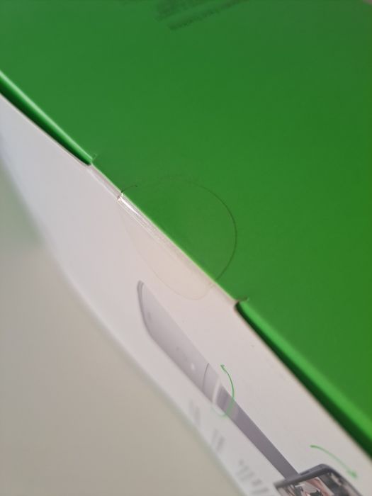 Suporte Magnético Belkin para Telemóvel - novo