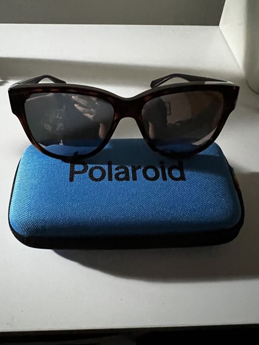 Óculos de sol Polaroid como novos