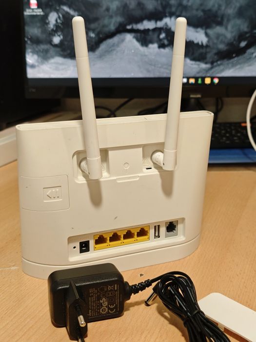 4G LTE  WiFi Router HUAWEI B315s-22 з USB