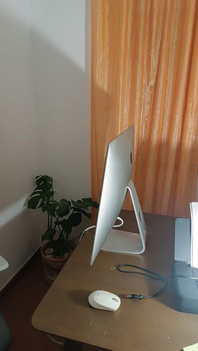 Imac Apple iMac - Na caixa Como novo 27", Intel Core i5, modelo 2019
