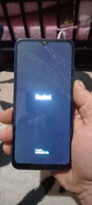 Xiaomi Redmi 9a рабочем состоянии