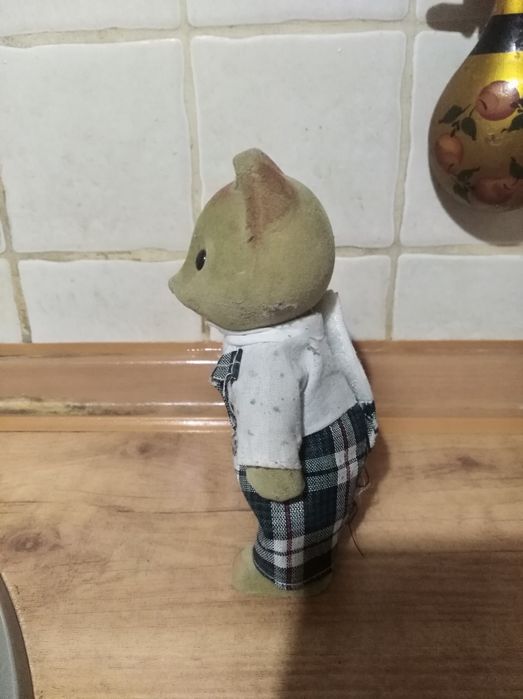 Зверёк из пластика бархатистого