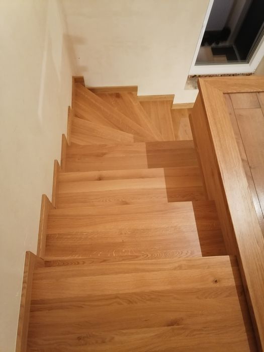 Schody dębowe trepy podstopnie jesion