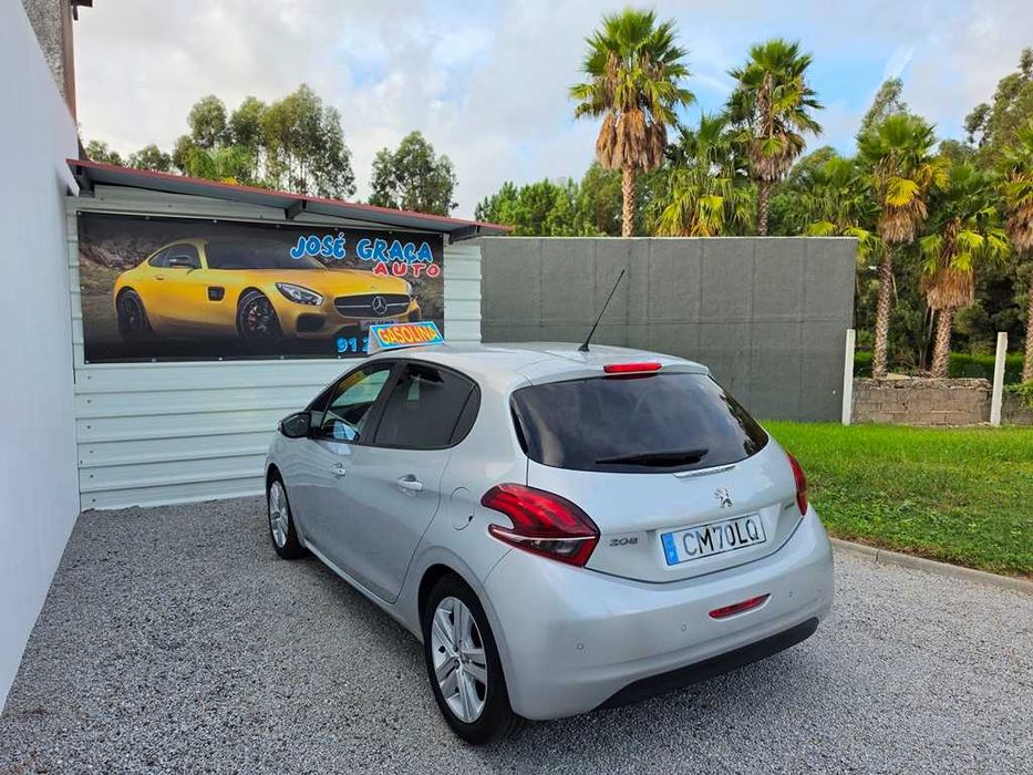 Peugeot 208 1.2VTi 82Cv Style 90.000Km 08/2017