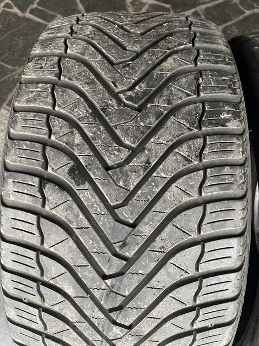 Резина Зима б/у 275/40R20