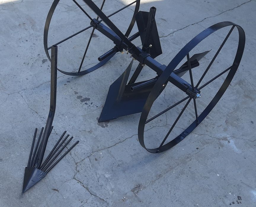 Чудо плуг ручний