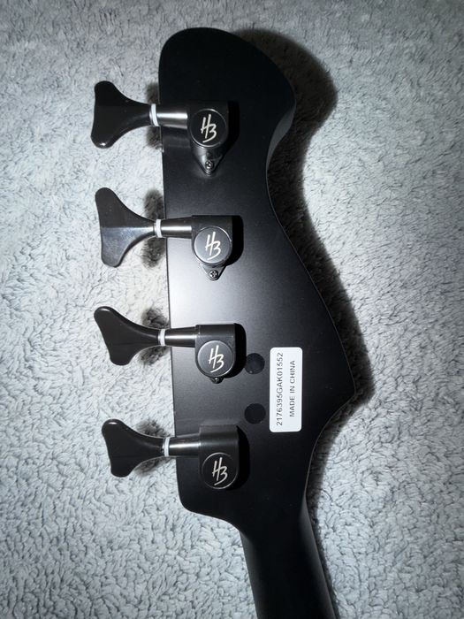 Бас гітара Harley Benton TB-70SBK ( Thunderbird)