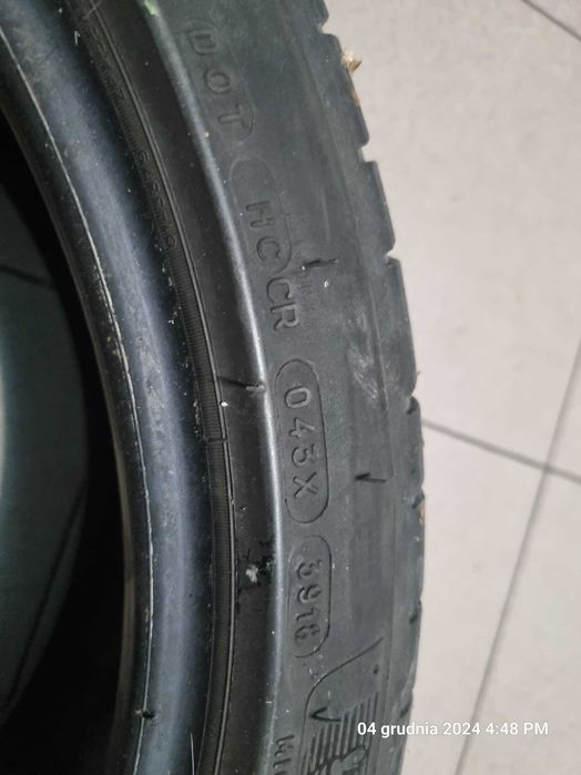 Opona Michelin Pilot Sport 4 225/40R18.