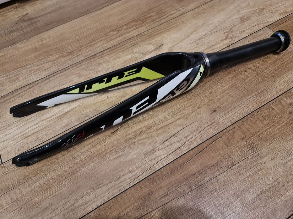 Widelec szosowy Fuji Altamira Geox TMC Team