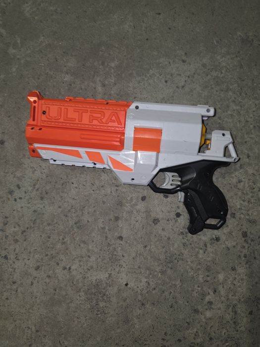 бластер Nerf Ultra Two