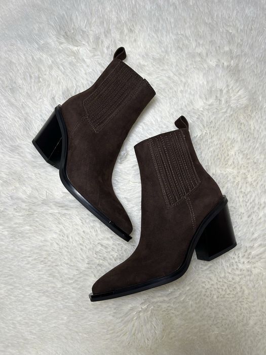 Трендові козаки демісезон. Хітова модель