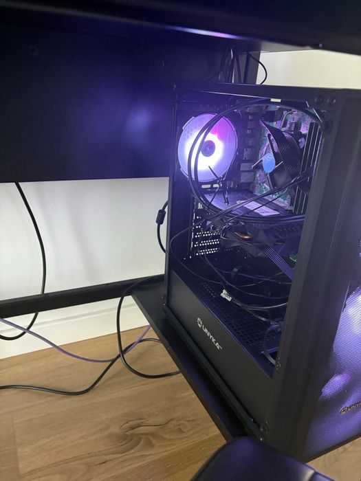 PC/Torre adaptado para Gaming