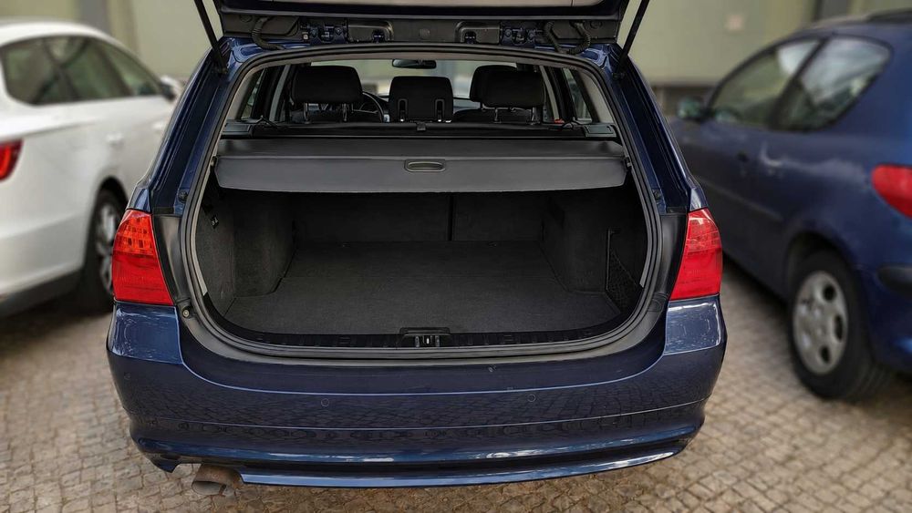BMW 318d Touring Auto