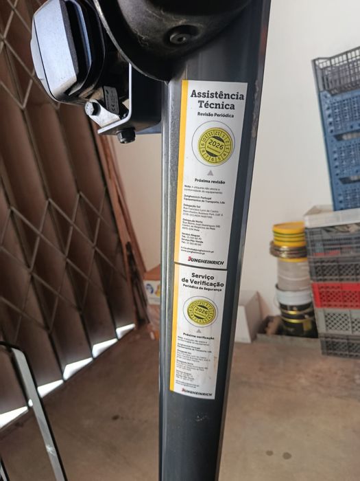 Vende Empilhador LINDE 8000h