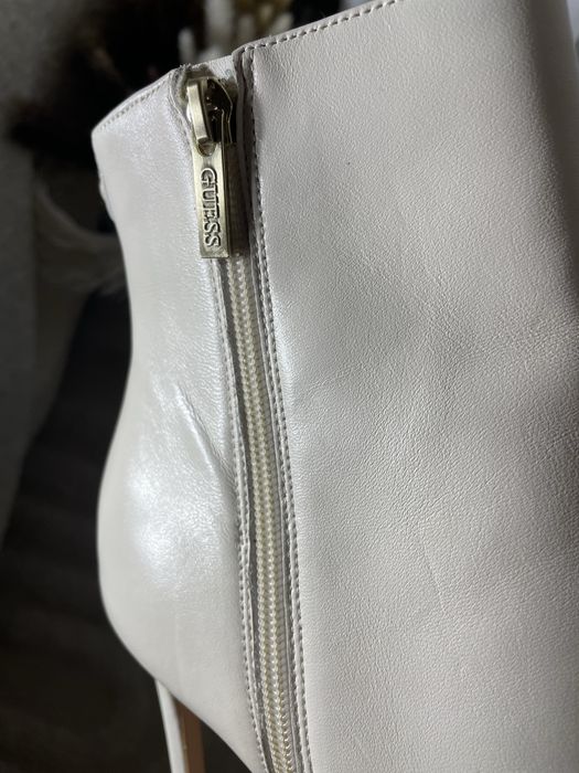 Guess ботильйони