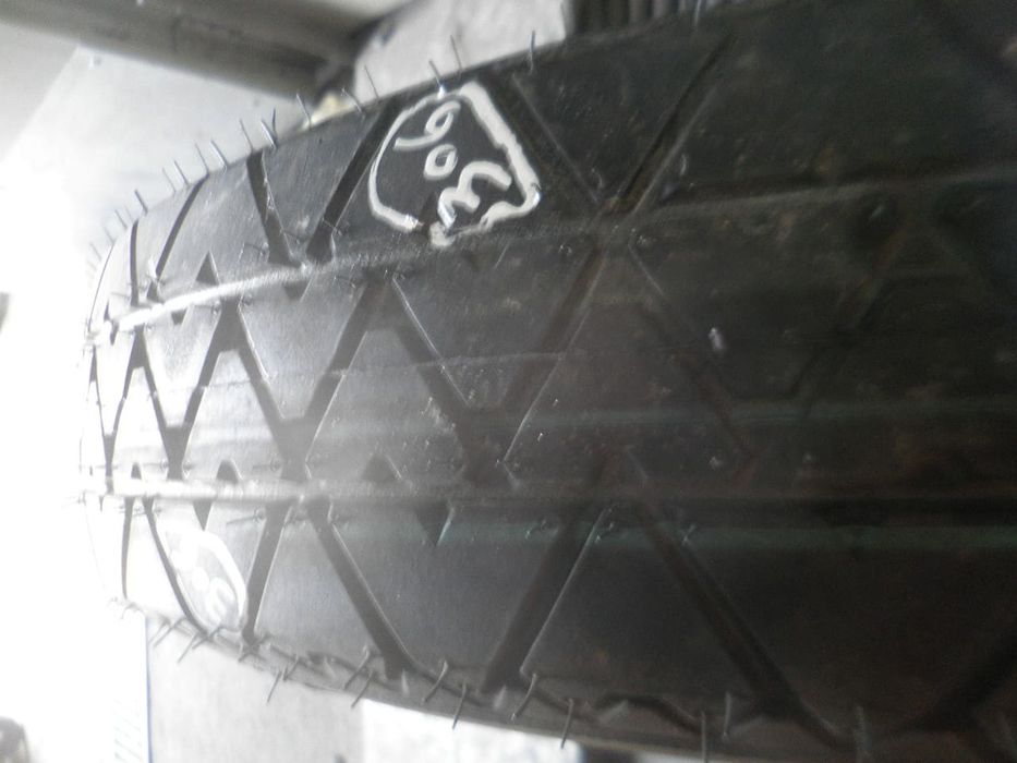 Pneu suplente OPEL Agila B (H08)
