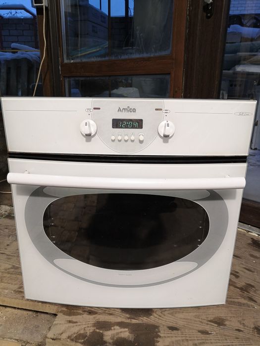 Продам духовку електрину