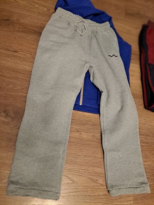 Костюм спортивный тёплый  48-50 ,шорты