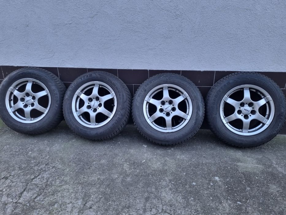 Opony zimowe+felgi 195/65/15 Goodyear